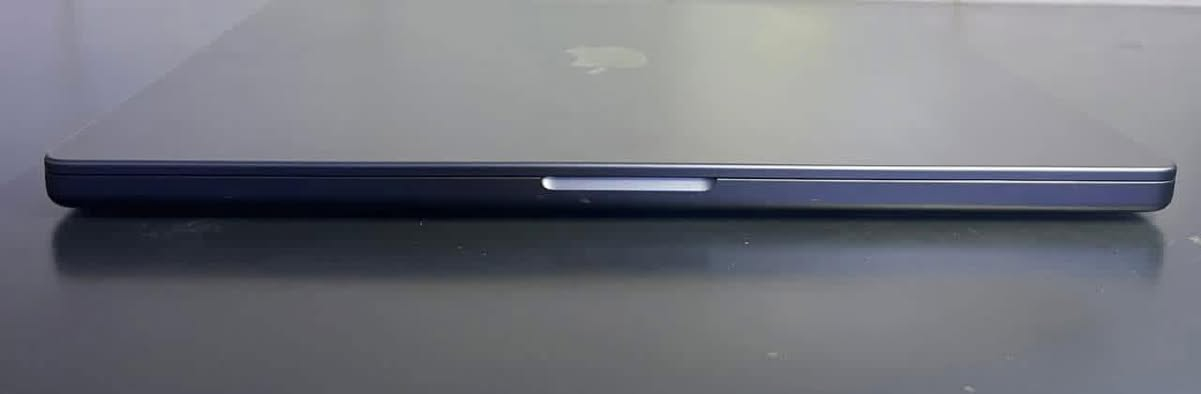 بيع فقط
MacBook Pro M3 Pro 16”

Ram 18 | SSD 500

Battery 95% - cycle 169 

Price: 2.400.000 
مجال بسيط للجادين بالشراء 

***********
