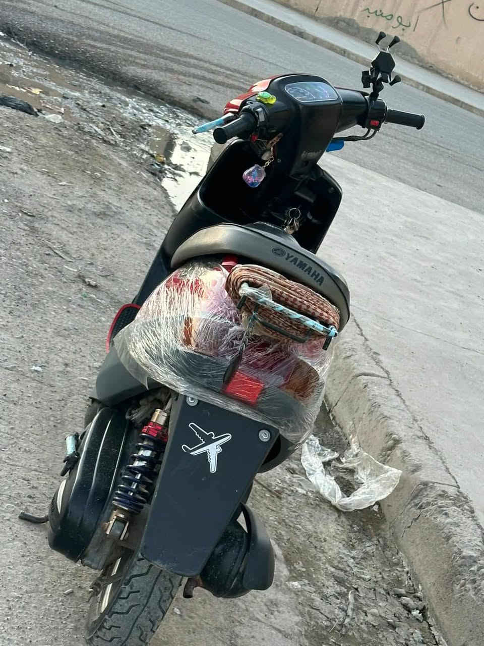 بوتين للبيع النظافه كدام العين بس قبق هندر مفتوح الباقي شرط 
السعر 500


**إذا كنت صاحب هذا الإعلان وتريد حذفه لأي سبب، رجاءا أرسل رسالة إلى الدعم الفني**