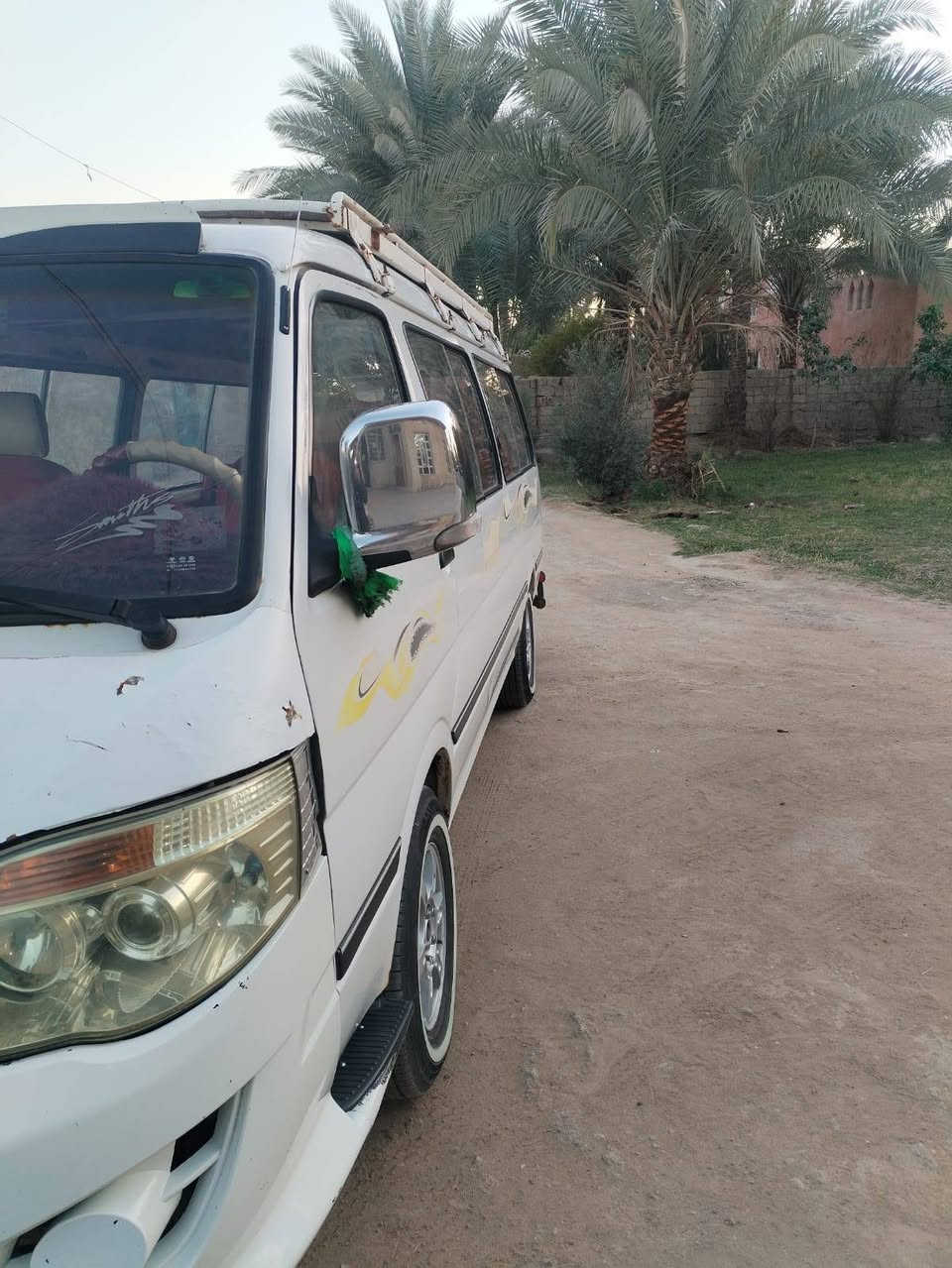 سلام عليكم سياره للبيع فوتون موديل 2017مكفوله كفاله عامه تحويل ثاني مكفوله من كلشي جديده رقم الهاتف *********** مكلف بالنشر السعر 105 وبيها مجال
