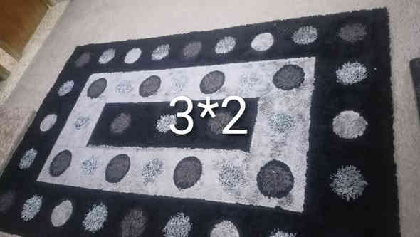 السلام عليكم 
فرشه  2×3 عدد 2 السعر ٥٥
مدات عدد ثلاث قطع السعر 45
ثنين 5×90
وحده250×90
مكانهم سومر للتواصل ***********
