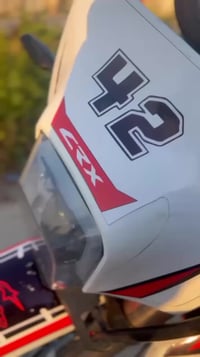 قفاز • ٣٠٠سيسي • ٢٠٢٥