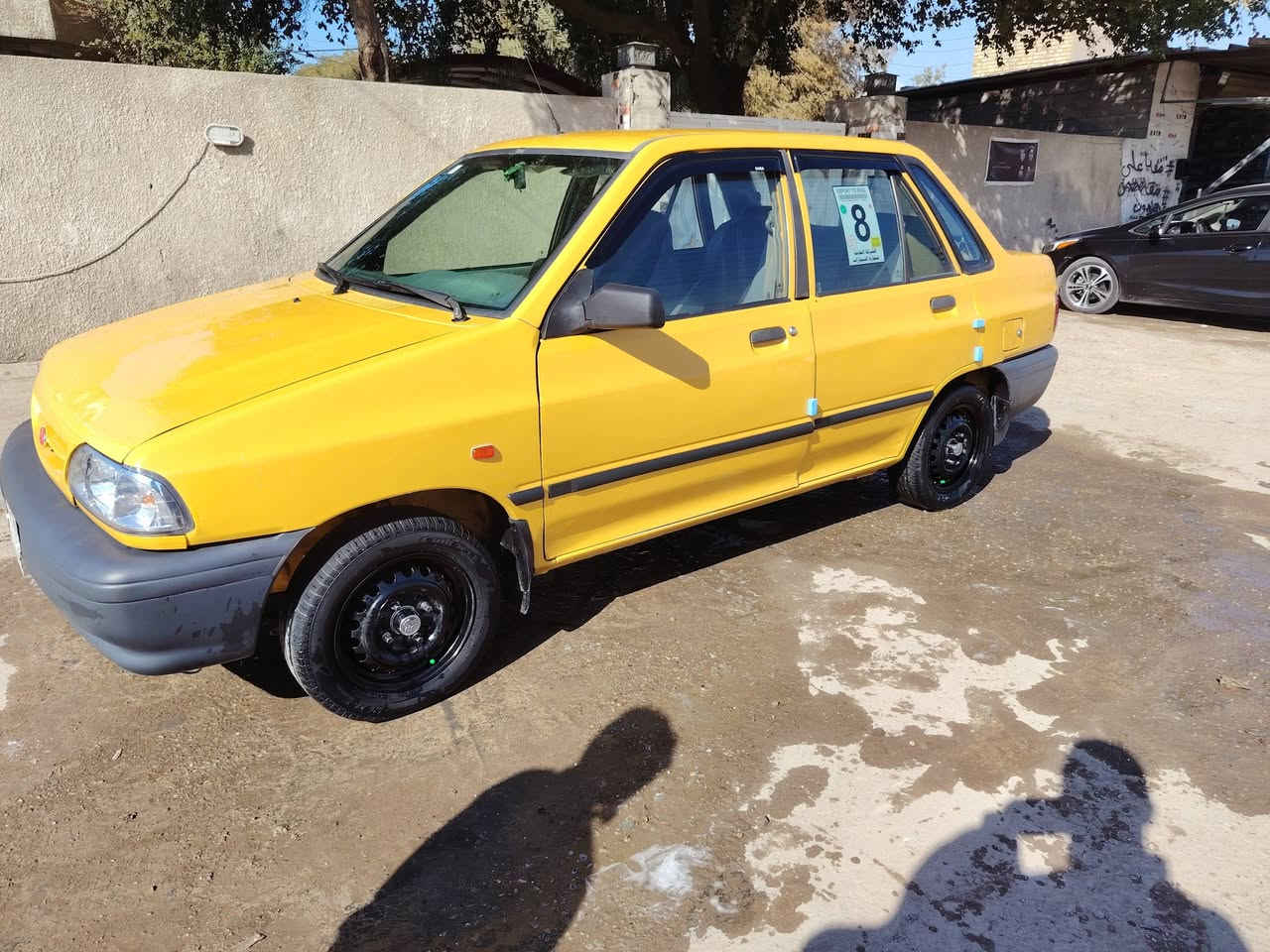 اسلام عليكم سايبه موديل2013 جاهزه مكفوله بيها ملاحضات بسيطه السعر ٣٣ وبيها مجال بسيط لتصال *********** مصفره الهيئه وعليها غرامه ٢٠٠ الف تنقطع من سعرها
