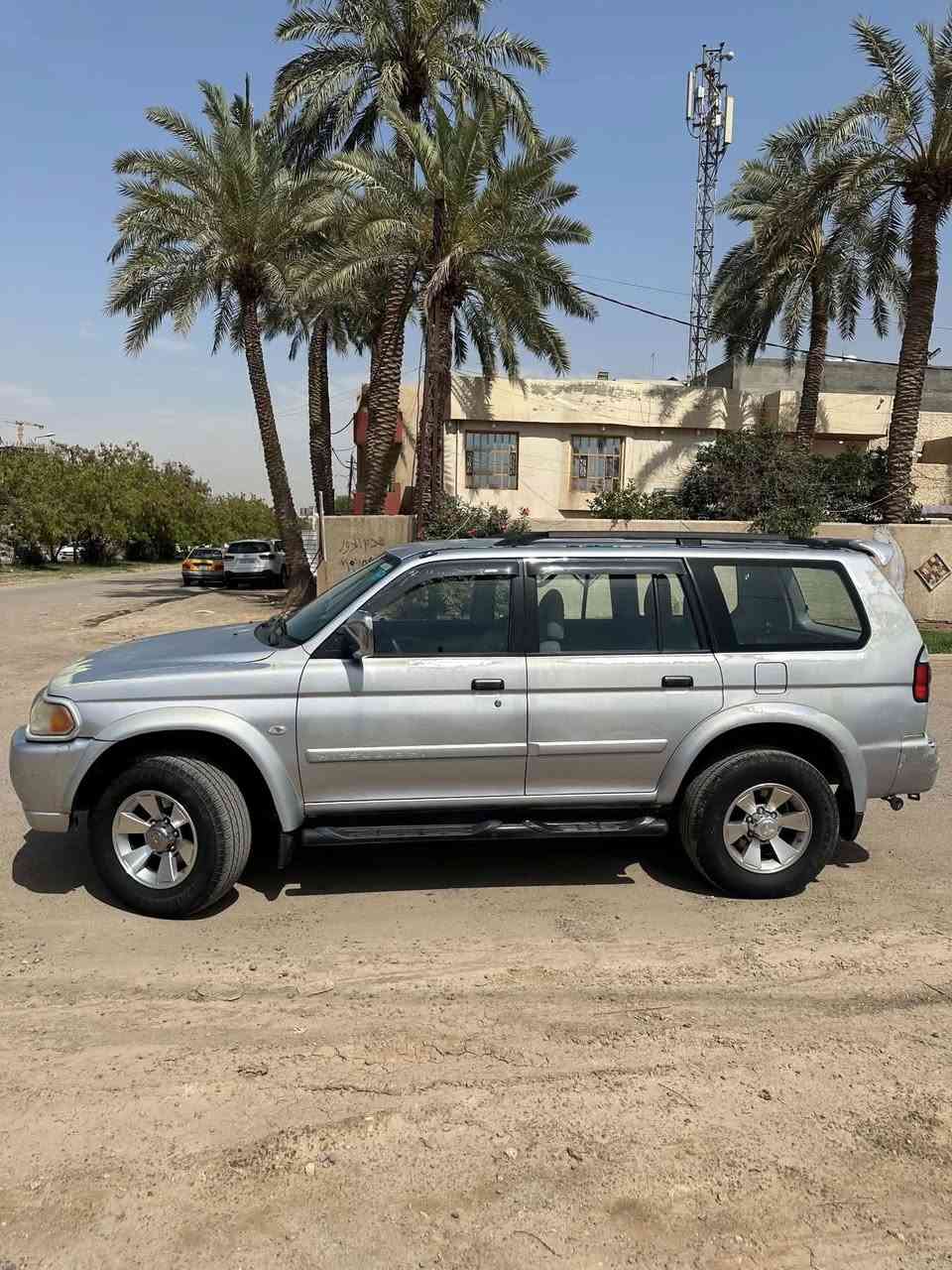 ناتيفا موديل 2008 كاملة مكملة جاهزة من كلشي ومكفولة بيها فقط بارد بالچاملغ الخلفي كير مكينة صافية بدون دخنة او تنقيص لو كير 4*4 تبريد ثلج صدرها كامل تخم تاير جديد منظومة غاز حكومية ام الكارت الاصفر ماشية 228 الف حقيقي ارضيات الشركة مالتها بعدها بيها رقم بغداد انكليزي باسمي مكانها بغداد الغزالية 
سعرها 84 $ 
للاستفسار 
***********
***********
