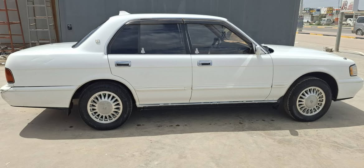 السلام عليكم سياره ارنب طويل جناز جاهزه كير محرك حداديه وتبريد كله جديد  مكفوله من الكص والنقل جثه والظربه القويه بيه ظربه زغيره كلش مكفوله من الصبغ بيه صبغ على كد الظربه كلش قليل على كد ٢٠ سانتيم رقم بصره بئسمي هزه جديده العنوان البصره التنومه السعر ٨٥ وبيه مجال *********** البصرة, العراق
