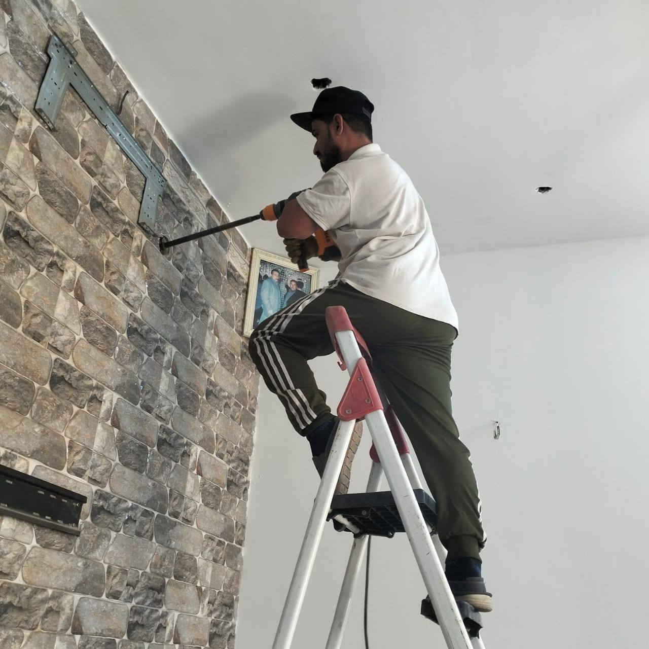 خدمات سيد جلال للتبريد والتكيف *********** شد وصيانت السبالت والمكيفات والثلاجات والمجمدات والغسالات صيانه موقعيه معا ضمان في العمل شحن غاز تبديل ضواقط عمل بوردات كهرباء المنازل وصيانت كهرباء المنزل في بغداد الكرخ والرصافه ماعليك تتصل او تراسل الصفحه
