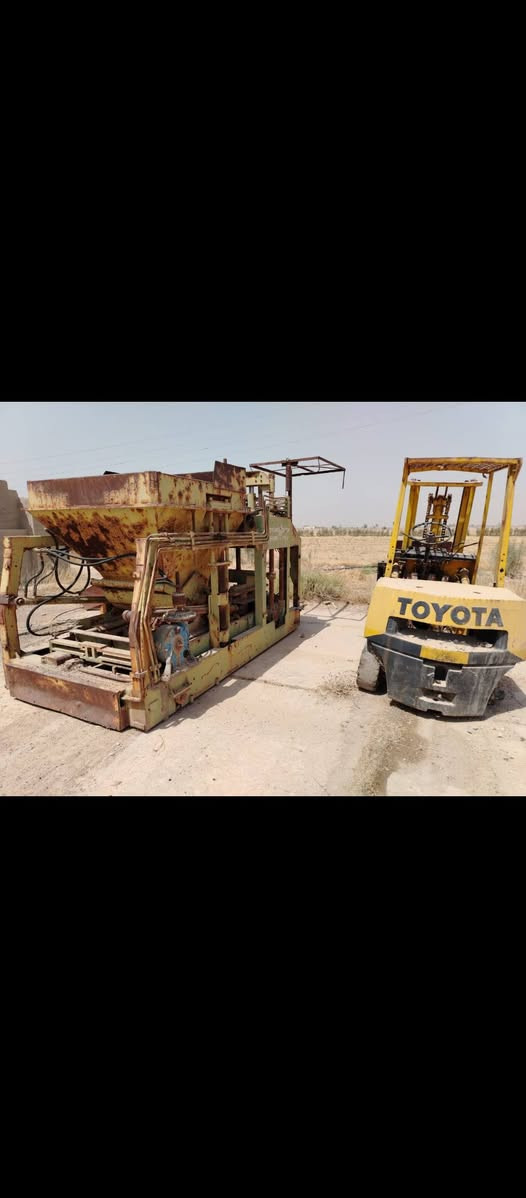 معمل بلوك للبيع بسعر مناسب للاستفسار ***********
