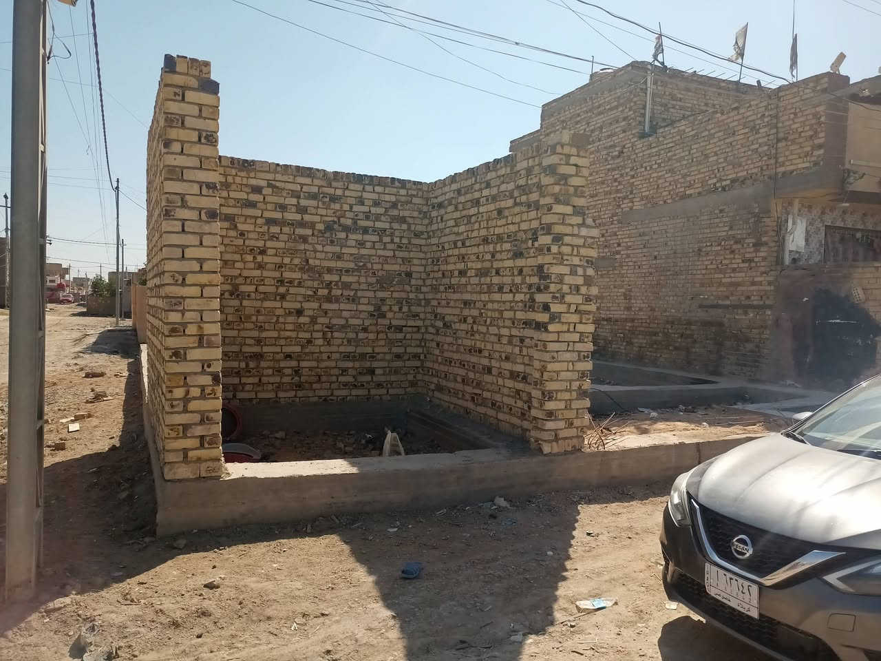 السلام عليكم ...قطعة للبيع او مراوس في بيت..
مساحة القطعة 10×15 ركن 
موقعها ابي غرق حي المرتضى مقابل مدرسة الخلق العظيم تفاصيل اكثر الاتصال بالرقم ***********
او المراسلة على الخاص
