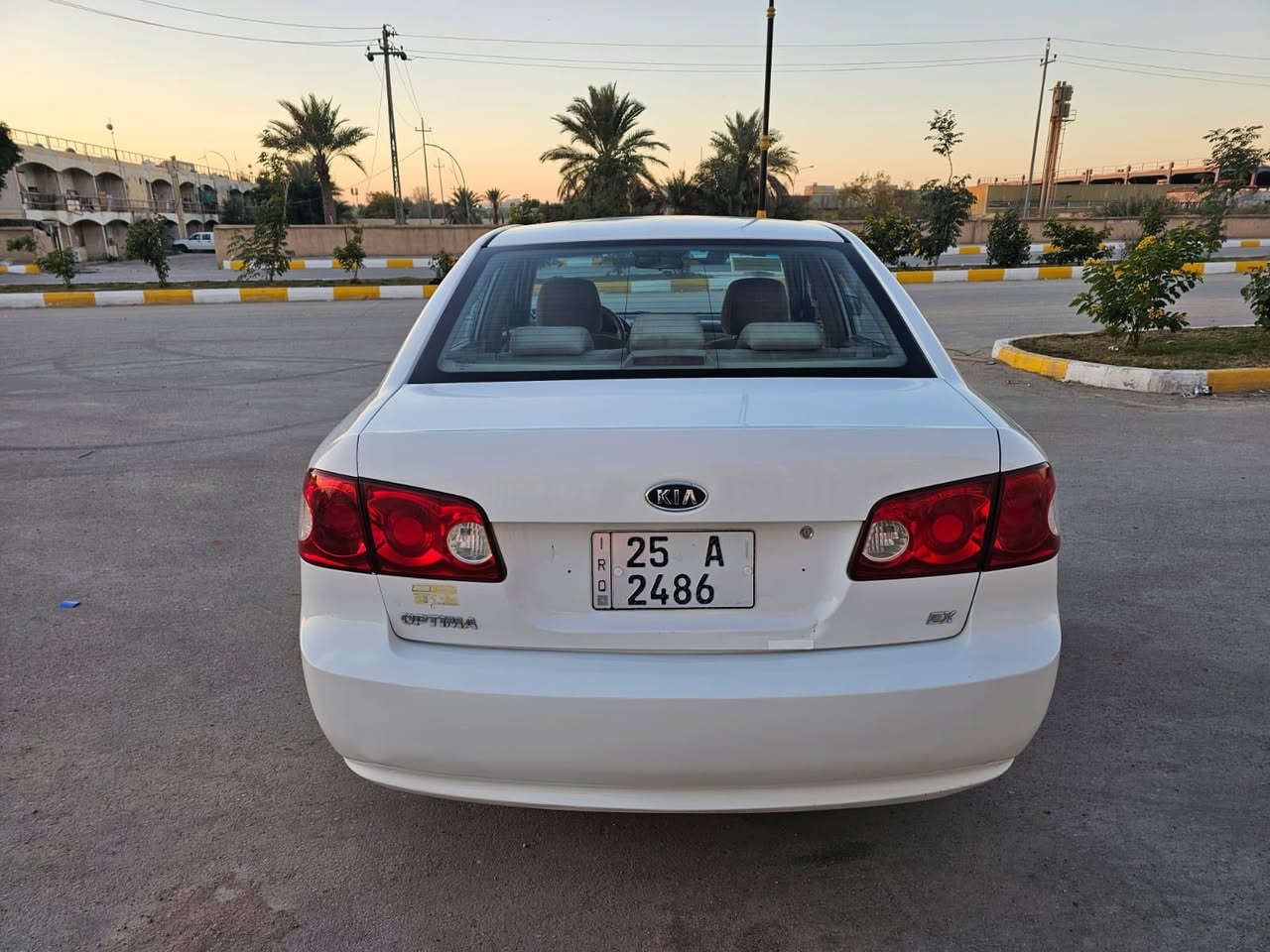 اللهم صلي على محمد وآل محمد🧿
كيا اوبتيما خليجي 2007 
مكفوله كفاله من ضربه وصبغ وبتيدل وفتح وبارد وخياس شرط
واحلا من الصور بهواي شرط 
رقم كركوك مشروع وطني تحويل وين ماتريد شرط سنويه 2030 
محرك 2000 دوش مامفتوح 
تحكم ستيرن  حافضه نضارات بلاجكتورات يدات نيكل خمس تجاوي دواخل بيجي جاهزه السياره كير ومحرك وحداديه وتبريد كفاله كهربائيات كلها شغاله محرك وكير ما مفتوحات كل نقص ما بيها السياره طخم تاير جديد تبريد ثلج 
مكاني ذي قار مركز
السعر 120 وبيها مجال 
الاتصال ‭0782 915 9913‬
