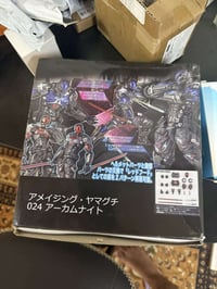 مجسم اركهام نايت • جديد بالكرتون • بكامل الملحقات