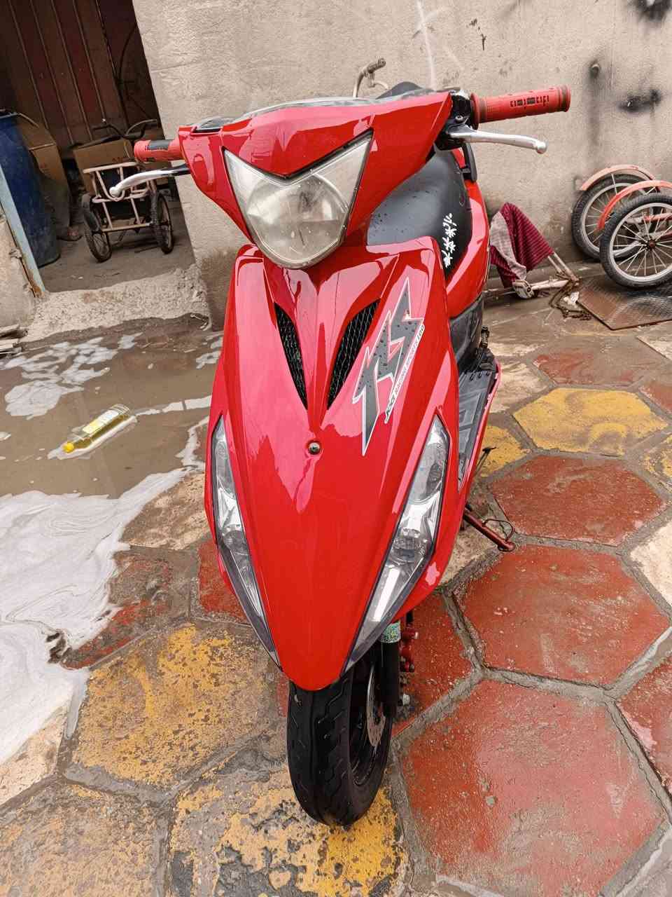 سكنس مضلع للبيع ما مفتوحة مكان بصره كرمه علي سعر650وبيهه مجال رقم ***********
