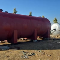 خزانات للبيع 8 ملم و 6 ملم و 5 ملم و 4 ملم مستخدم  فقط ضمان 0770238911...