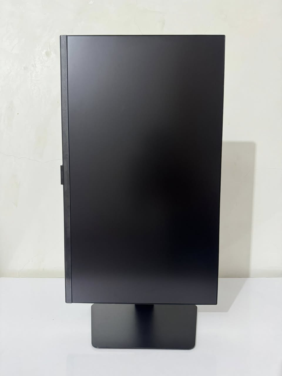 للبيع شاشة Samsung Odyssey G5
المواصفات :

• الدقة: 2K WQHD (2560 x 1440) - وضوح وتفاصيل خرافية.

• معدل التحديث: 180Hz - سلاسة تامة في الألعاب السريعة (مثل Warzone و eFootball).

• الحجم: 27 بوصة.

• الستاند: متحرك بالكامل (Adjustable Stand) - تحكم بالارتفاع، الإمالة، والدوران (Pivot) لوضعية مريحة جداً.

• الحالة: جديدة.

بعدها لوك طك الكارتون مسخدمة فقط اسبوعين 

📍 المكان: الديوانية.

💰 السعر: [علق بتم]


**إذا كنت صاحب هذا الإعلان وتريد حذفه لأي سبب، رجاءا أرسل رسالة إلى الدعم الفني**