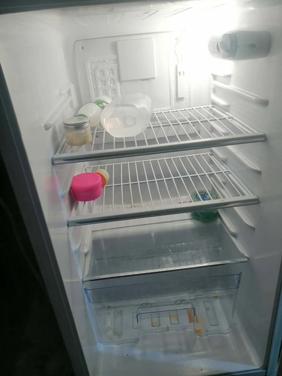 ثلاجه نضيفه استعمال قليل جنن ع الفحص والضمان اي ضرر مبيهه سعرهه 140 بغداد موجود توصيل


**إذا كنت صاحب هذا الإعلان وتريد حذفه لأي سبب، رجاءا أرسل رسالة إلى الدعم الفني**