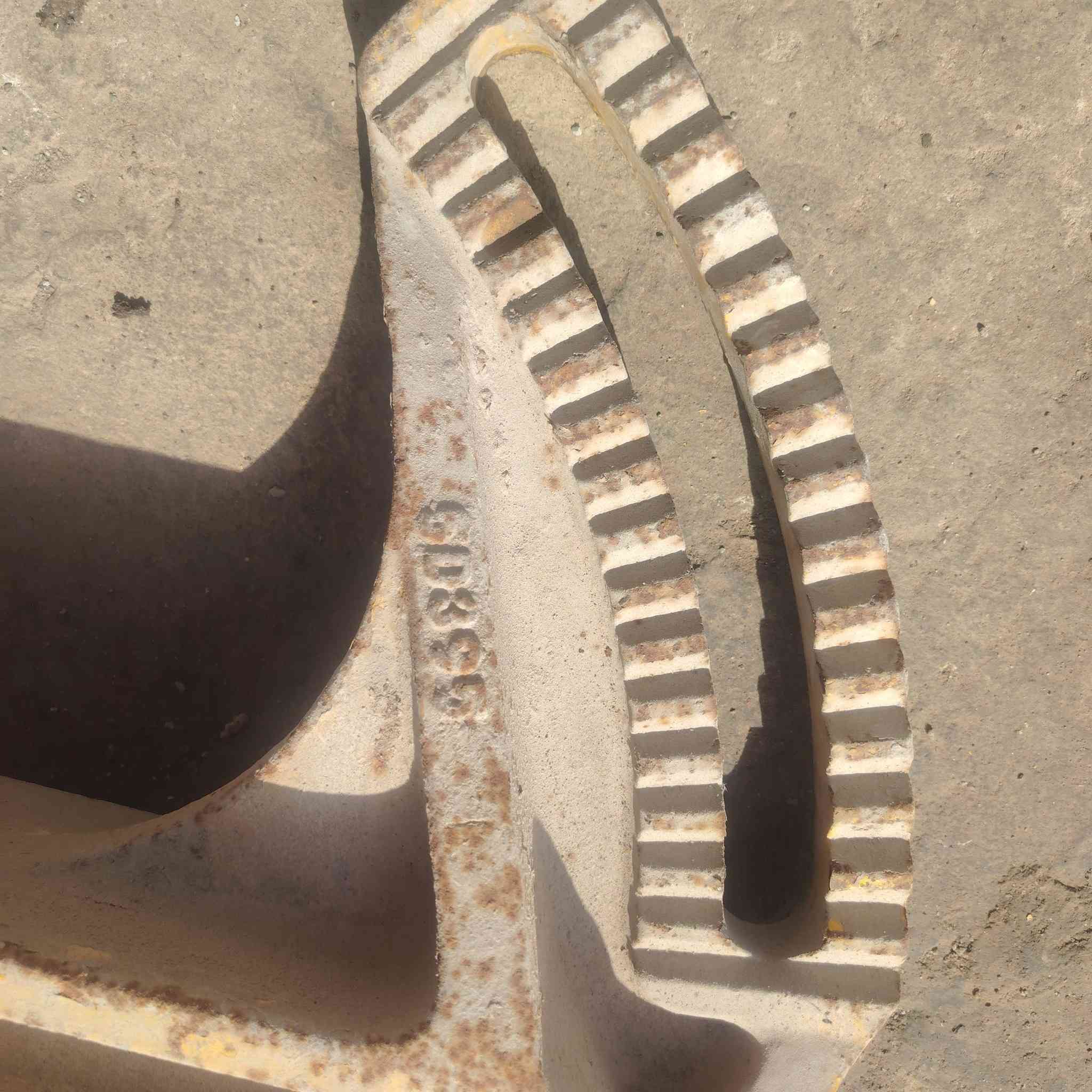 للبيع سليت سجين  كريدر كتر  12F ***********
