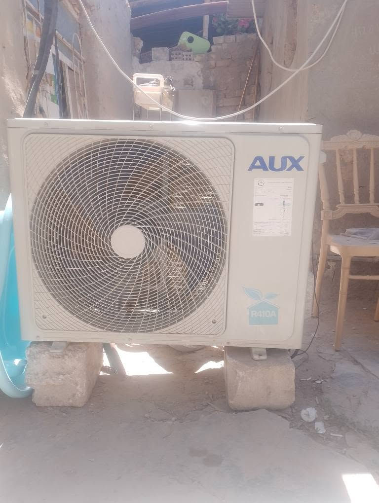 سلام عليكم سبلت2طن وربع مكفول من تصليح والعطل وإليك بي نقص غاز قليلا بسبب انو راعية فاتحة بيدة ومساد التنفيس وسبلت مشدود لي ياخذة يجيب ابو سبالت يفحص ويجيك وياخذا سعرة 450وبي مجال ستخدم موسم واحد كربلاء حي سلام رقم صاحب سبلت تعال خاص كربلاء, العراق


**إذا كنت صاحب هذا الإعلان وتريد حذفه لأي سبب، رجاءا أرسل رسالة إلى الدعم الفني**