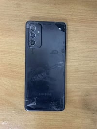 كلاكسي فانتوم 2 • ١٢٨/٦ • شاشة مكسورة