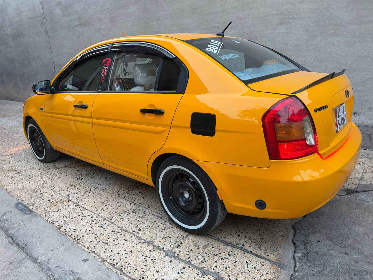 اكسنت 2010 خليجي السياره بدون ضرر وبدون معجون بدون تصفيه ماعدا اصبعين فوك الايت تصفيه فقط سنويه بسمي لحد ٢٠٢٩ نقابه مصفره السنوي والشهري سياره جاهزه من كير محرك تبريد صدر تايرات دوشمه وشاشه ايباد وكامره منظومه لايت شمسي كهربائيات من الدعاميه للدعاميه عل بلاد وبيه منضومه غاز وكارت حكومي مابيه مصرف جاهزا من الاخير*********** كركوك, العراق
