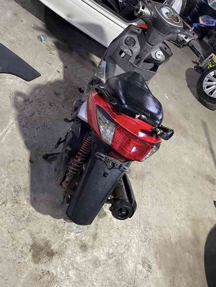 ‏ سلام عليكم دراجة سنس فحل نازل عرضها للبيع سلعة ومعدل خير من الله المعدل فول والدرجة كاملة وعشرين حباية مكاني بغداد الشعب سلف هدر كل شيء شغال مكينة بلادية كهربائيات قلابات بشاير فول فول فول ما بها نقص برغي بس الواقية مال التاير الخلفي بيها كسر شراي يتصل أو يراسل موجود ***********￼ والسعر 750 وبيها مجال للشراي فقط بيها مجال ￼
