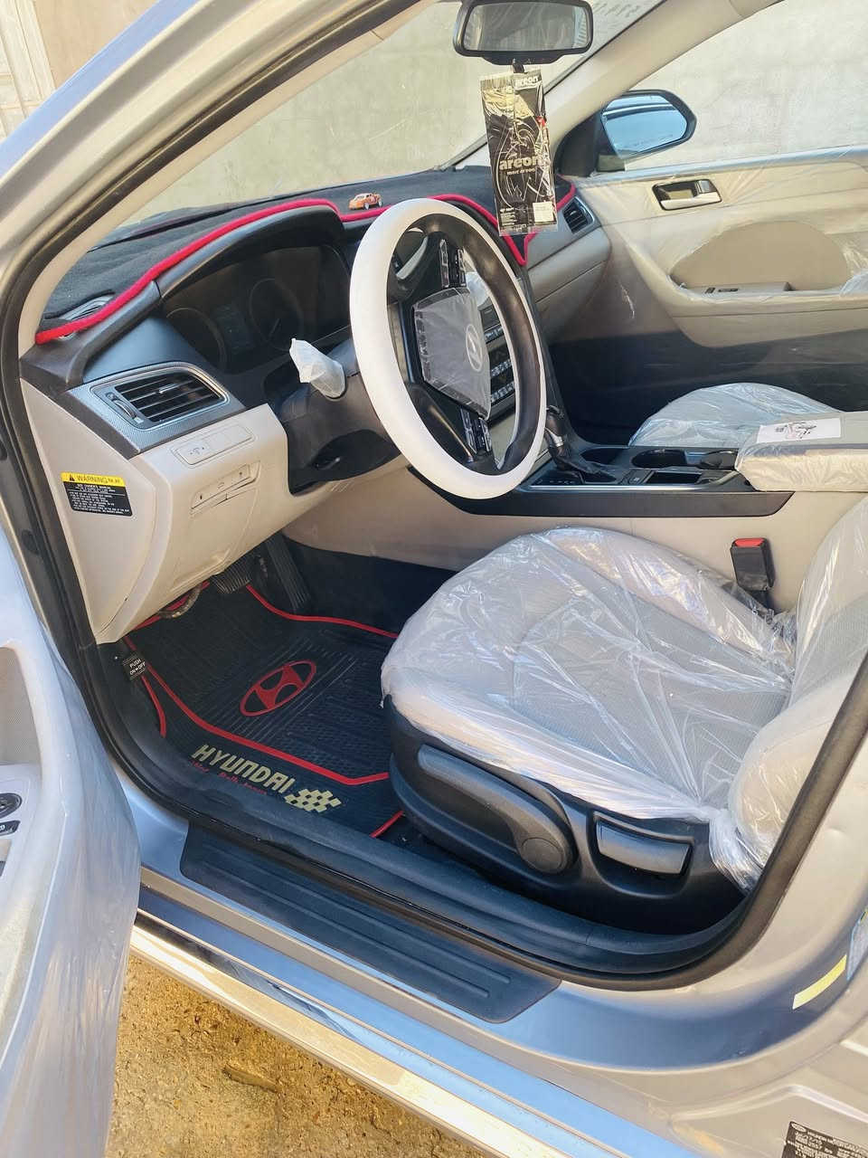 سلام عليكم 🫡 
سوناته 16امريكيه 

1️⃣ نص فول 
2️⃣ حادثه من امريكه فقط بنيد 
3️⃣ بل عراق 3️⃣ قطع صبغ بدون حادث اثر جراد 
4️⃣ تبريد تدفئه 
5️⃣ تخم تاير حداديه جديده 
6️⃣ مكينه كير جديده   7️⃣ سنويه صاقه صار سنتين 
8️⃣ سياره جاهزه وخير من الله   سعر ١٠٣وبيه مجال 
مكان سياره كربلاء *********** واني خادام
