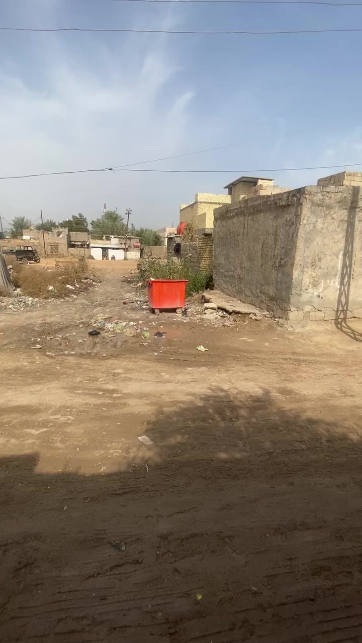 السلام عليكم قطعة ارض طابو صرف في منطقة مليبيج خلف مدرسة الفراتين مباشرة وكذلك قريب ع شارع طويريج كربلاء 
المساحة ٢٥٠ م للاستفسار الاتصال
***********
