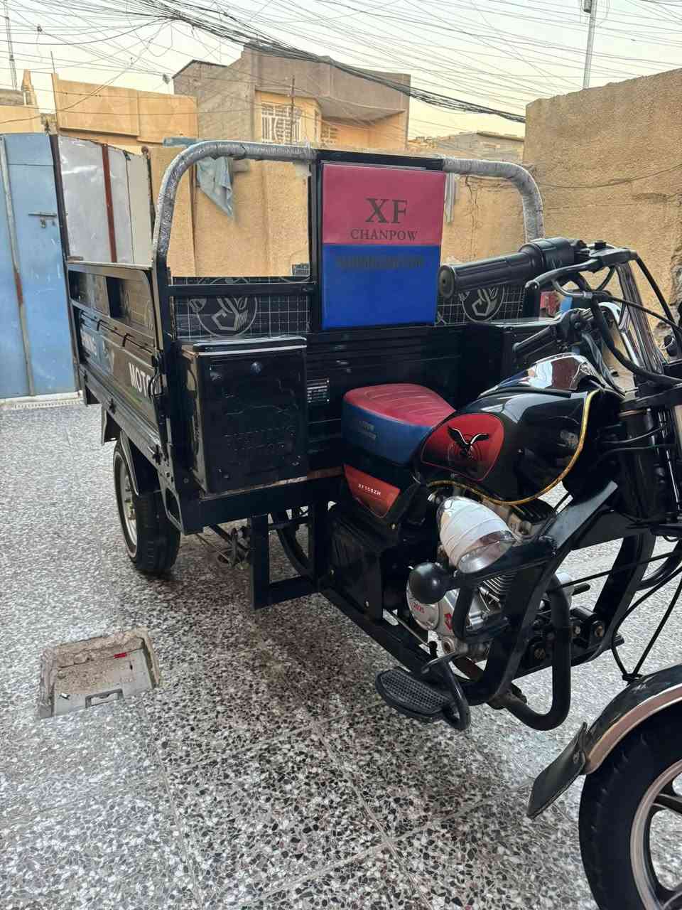 سلام عليكم ستوته للبيع رقم وسنويه بأسمي نضيفه كلش مكاني بغداد المدينه ***********
