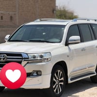 لاندكروزر VXR • مكينة V8 ٥.٧ • ١١٥٠٠٠ كم