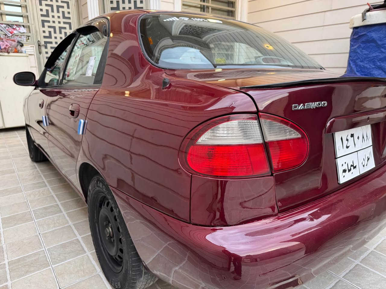 🚘دايو لانوس للبيع موديل 2000  تبريت ثلج❄️ كير اوتوماتيك، رقم سليمانية سنوية منتهيه 14/7/2021  شرط تحويل سيارة بيه ضربه كدام قليل بدون دواخل بدون خياس صبغ  عام للجمالية فقط  ،كير و محرك وتبريت شرط ، تايرات جديد ،باتري جديد، صدر امامي خلفي جديد،كهربائيات كل شغال،،باور،Abs,قفل مركزي سيارة كلش نظيف سعر 42 وبي مجال عنوان كركوك إمام قاسم ***********📲***********📲 كركوك, العراق
