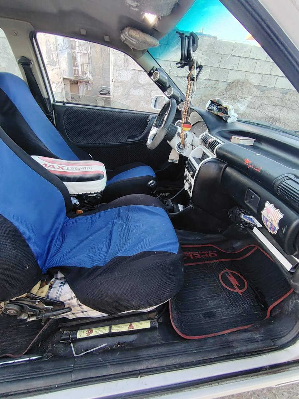 سيارا اوبل استرا موديل 1994 نضيفه كير محرك شرط
ورقت بانزين بيها
سنويا 29
محرك 18
تايرات جديد
رقم كركوك
رقم ‏‪0789 088 8409‬‏
سعر خاص
