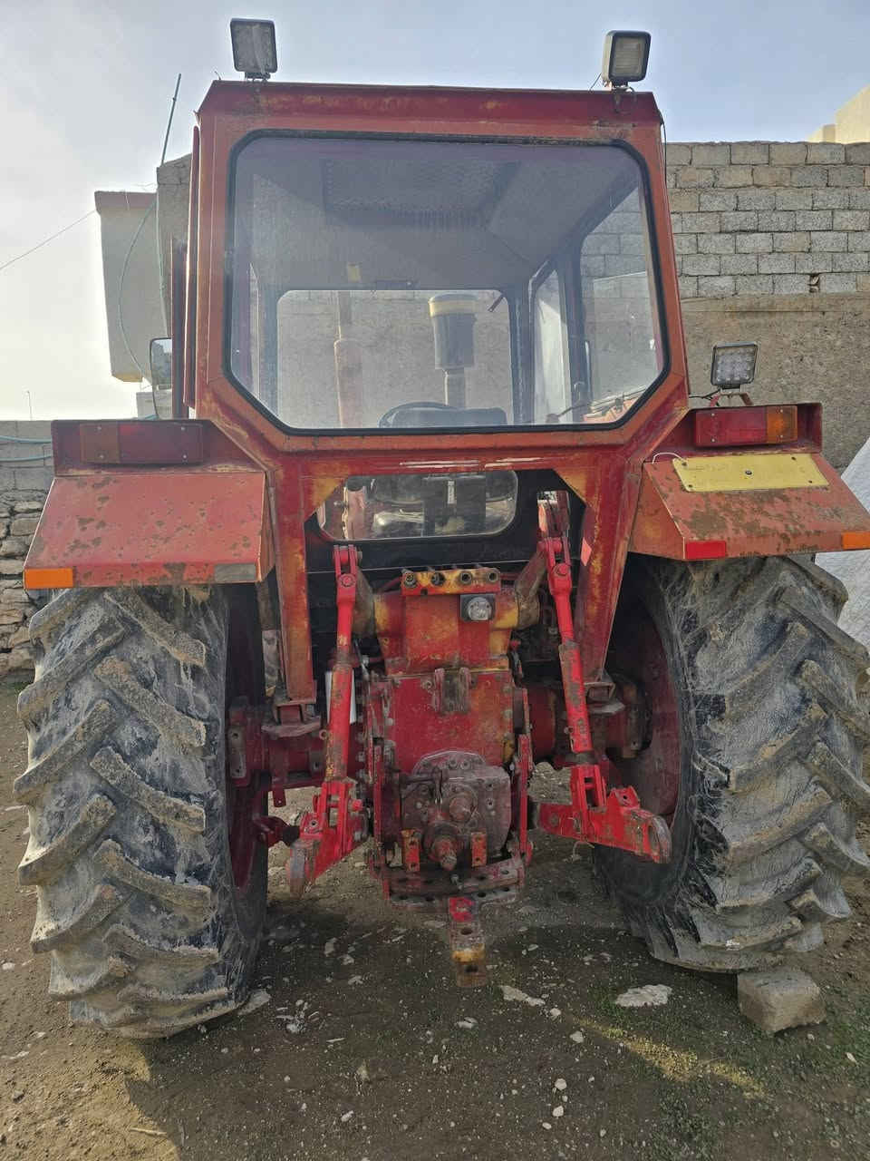 السلام عليكم. للبيع فالفو موديل 80 دبل أكسل رقم سنوية شرط التحويل  العنوان : الموصل/تلعفر 

للأستفسار أكثر : ‏‪0771 023 7718‬‏
