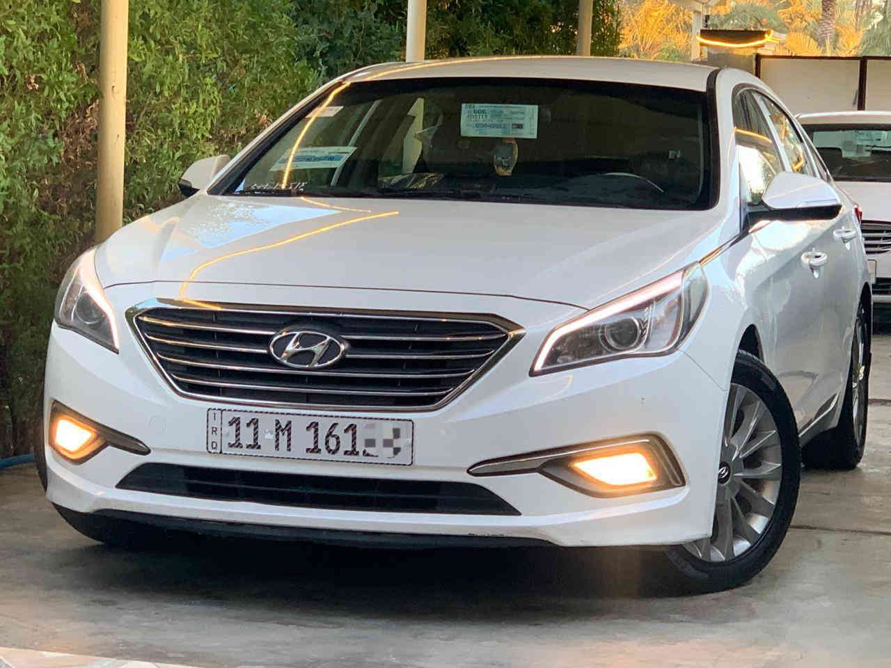 السلام عليكم
اليريد الجديد هاذا الجديد

سياره جديده جديده
بيها كشر و.دواخل. شرط جديد سياره مال بيت

السياره خليجي محرك 2400. دوش... 

سوناتا 2015 ..
خليجي ...
رقم بغداد ،،، 11.....
بسمي داخله هزه 
 
((مكفوله من ضربه و صبغ و تبديل )((حته دعاميات بدون صبغ ))
عندي سونار جديد مرفق و انت هم افحص خارج العراق 
سياره جانيه من 2015 
((ستلام شركه القلم )) لتجاره سيارات ع ايدي 

كتب كتلوكات الشركه مامفتوحات 
.. سماعات انفينيتي...... 
تحكم ستيرن...
قطعتين تبريد...
حساسات خلفية...
شاشه كبيره.. و كامره دواره  ..
مري شفط...
كشن كهرباء 
بكلايت خلفي لد 
و لد أمامي 

ثلاث انضمه قياده.
 بلاد... دواخل كلها بلاد بلاد ..
ويل لمتدد.. تخم تاير جديد 
داخل لونين...
بلوتوث مكان شحن...... .. 

   صدر ما مفتوح ابد 
محرك و كير ما مفتوحات خلاص 
بكل سياره ما مفتوح برغي .....

محرك 2400 ... دوش
كير ومكينه بلكارتون صدر خلفي وامامي جديد
تخم تاير...
ويل بلادي ... 5

مانقصها لو برغي نضافه 1ع1
السيارة جديدة شكد متتوقع

السعر.       ((152 ))
 بيها مجال 
رقمي 

***********
***********

رجاء الموشراي لايضل ينطي اسعار بكيفه
السيارة بالحقيقه احله من الصور بأكثر 🧿
