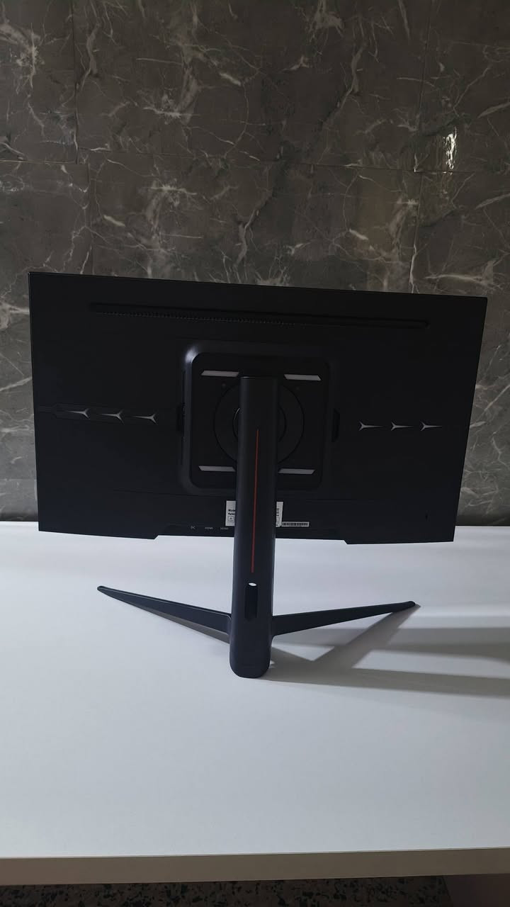 شاشه حجم 27 patriot 2k 180hz ips  v-syns RGB خلفي السعر 180 الف بيه مجال للتواصل *********** متوفر توصيل داخل العراق
@إشارة
