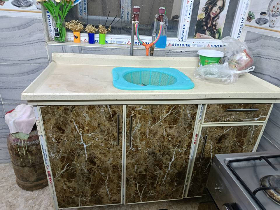 غراض مال بيت للبيع الكاونتر 200 غرفت النوم 200 الطباخ 110 الغساله 45 التنور 30 شرط قفل السعار رقم *********** كركوك, العراق
