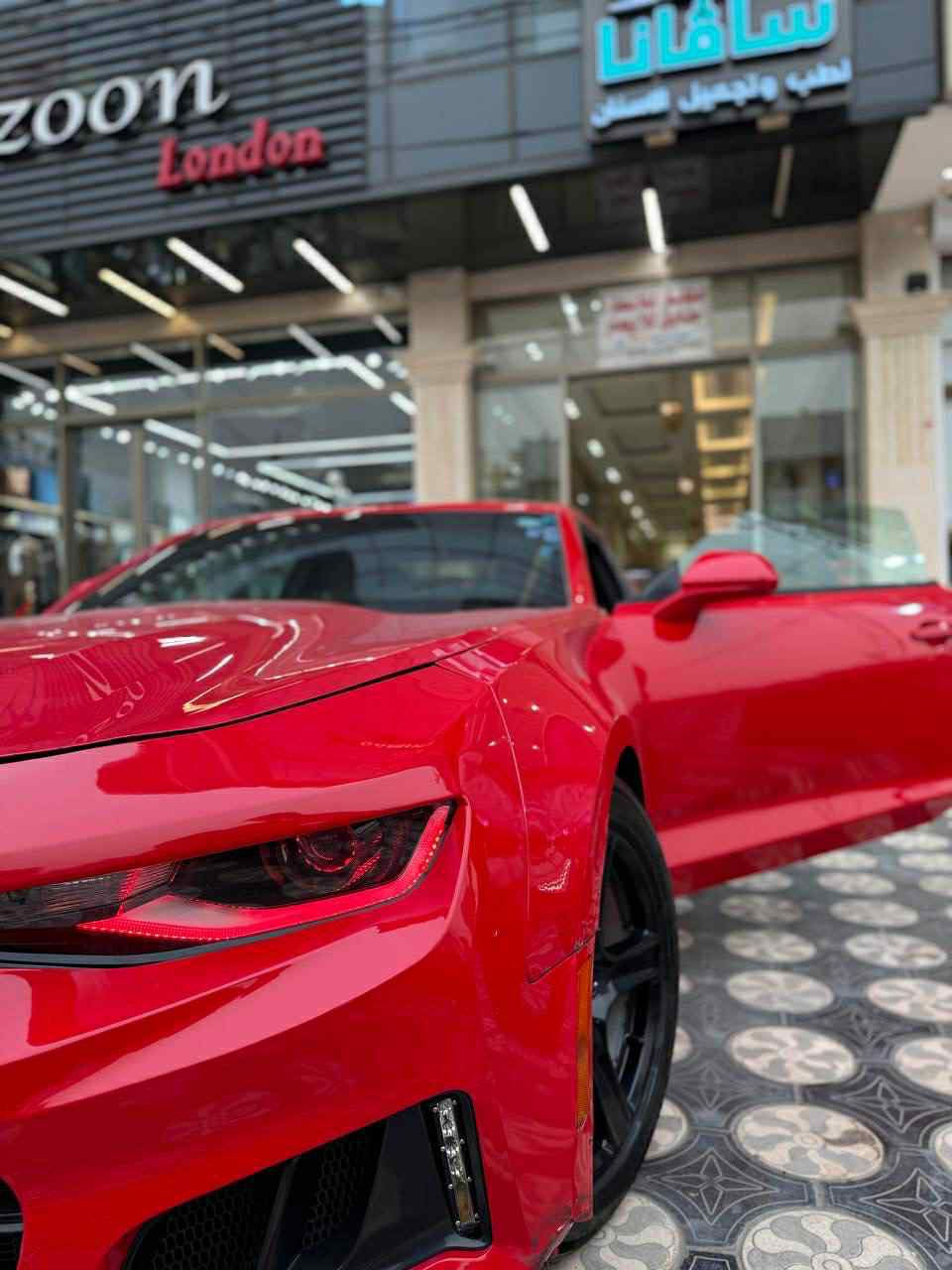 كمارو موديل 2020
للبيع او مراوس بجيب 
(لون احمر مميز
( رقم دهوك مميز
مكينه  6
المواصفات 
( تحكم ستيرن فول
(كروز سرعه
( شفتات
( بصمه
( تشغيل عن بعد
(مود القيادة سبورت + عادي
( الكير اوتوماتيك + عادي
( سايد بريك بصمه
( الكراسي تحكم كهربائي
(الابواب بصمه
(الجام اوتو
(شاشه اعطال
( كامره خلفيه دواره
(بيها اكزوز وتفريغ كامل اكس بايب دامبايب
( سبايدر
الصدر فول نضافه
 الاطارات نضيفه
تدفئة تبريد ثلج
باتري جديد  ولف حماوه جديد  بلكات جديدة
سيارة جاهزه تريد تحويل تريد وكالة ترايك وين متريد
السعر ١٤٧ بيها مجال
مكاني بغداد اعظمية
***********
