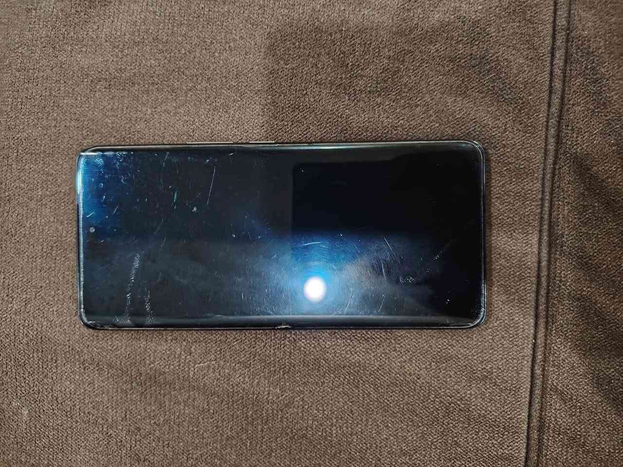 هونر 9سي للبيع جهاز نضيف كلش 256 كيكا كارتون وملحقاته كامله بس بس بي فطر بل كامره الجهاز نضيف ومستعجل عله بيعته
التواصل عله رقم ***********
السعر 350وبي مجال
