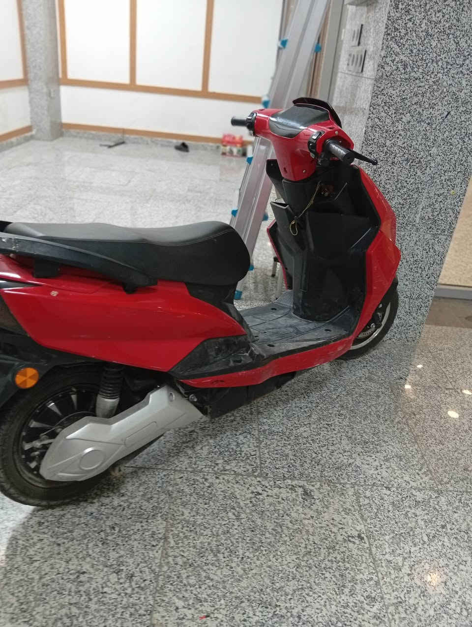 دراجه سكنس شحن 5بطاريات سرعه 140شحن يطول ٤ ساعات يفول تمشيك يوم ونص إلى يومين السعر خاص ومن الله التوفيق


**إذا كنت صاحب هذا الإعلان وتريد حذفه لأي سبب، رجاءا أرسل رسالة إلى الدعم الفني**