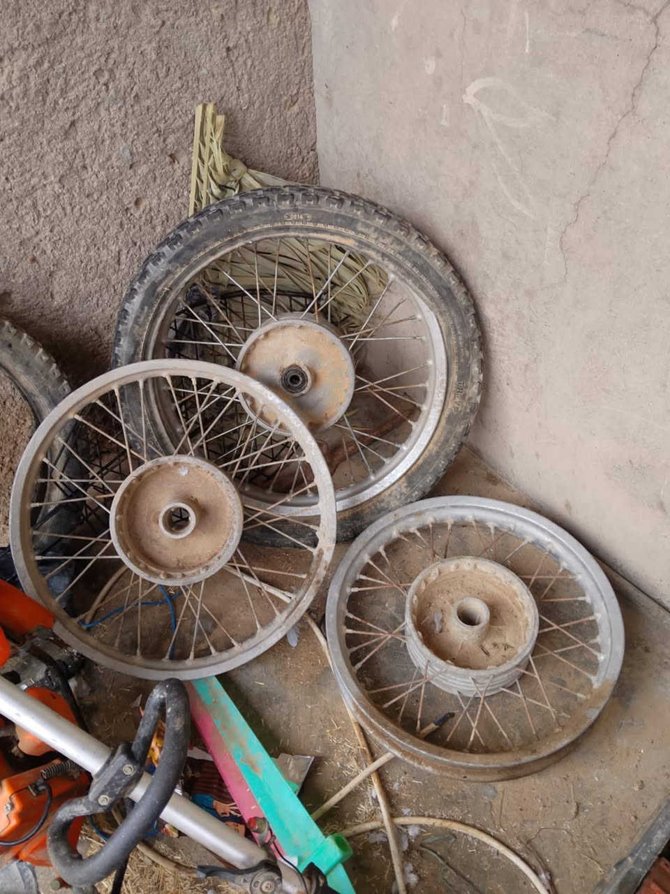 سلام عليكم من رخصت الادمن
موطور امزت 82 للبيع رايده هوا وغراضه ب450 لموطور شغال ما يشكي من عيب


**إذا كنت صاحب هذا الإعلان وتريد حذفه لأي سبب، رجاءا أرسل رسالة إلى الدعم الفني**