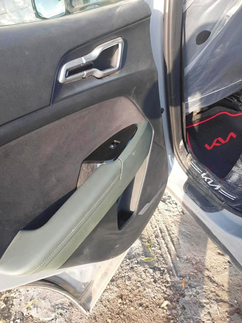 كيا سبورتج ٢٠٢٤ خليجي كفاله عامه ماشيه ٩الف جديدة وضع الشركه فول مواصفات اربيل اتصال *********** ب٢٥٠
