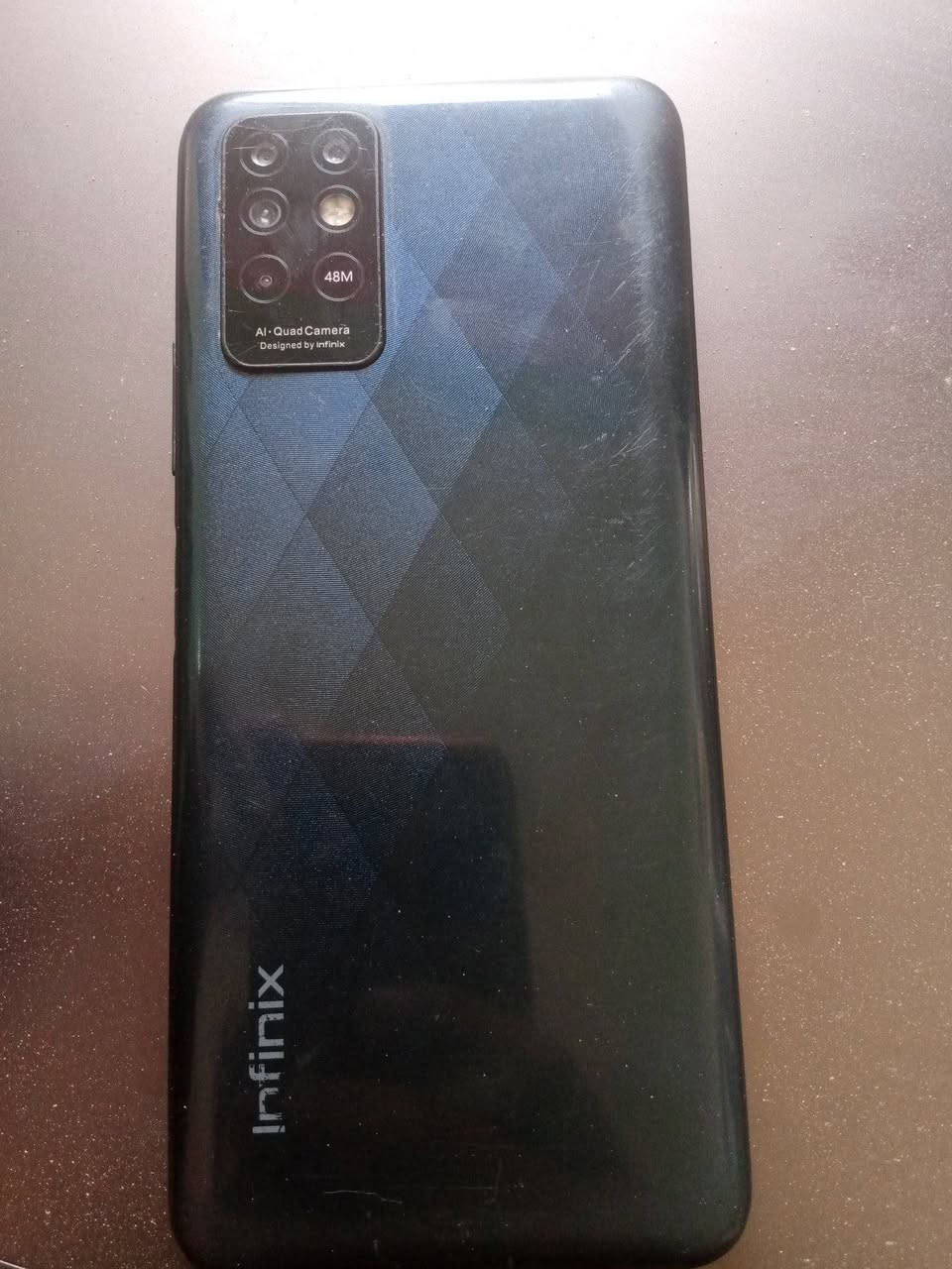 تم استبدال شاشه اصلي وبسعر مناسب جداً 
عنوانه ديوانيه الحمزه شرقي قرب مركز شباب مقابيل الساده ال سيد طالب الوكيل اليوزع وجبه غذائيّة 
للاستفسار اكثر ***********
