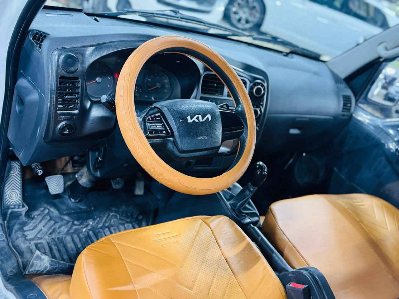 سلام عليكم 
كيا مديل 2024 استخدام شخصي وجديده كلش متعوب عليها حيل مكينه ممفتوحه بيها مكانين بارد السعر 152$}***********
