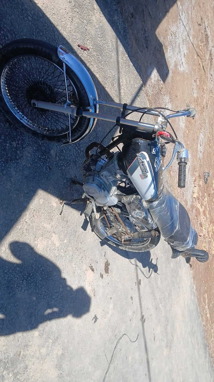 السلام عليكم دراجة للبيع بدون اوراق تعمير كلة جديد المكان معمل الورق بخدمت الشراي ***********
