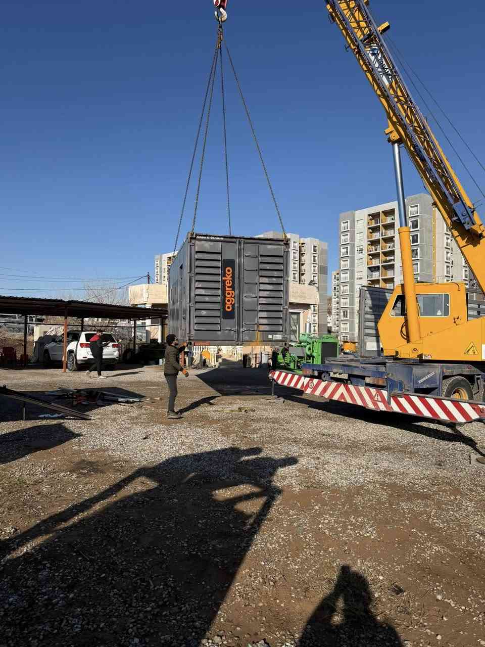 4/1/2026 اول وجبه سنة 2026
Cummins KTA38 G8 1000 Kva 
Perkins 2200/450 Kva 
***********
