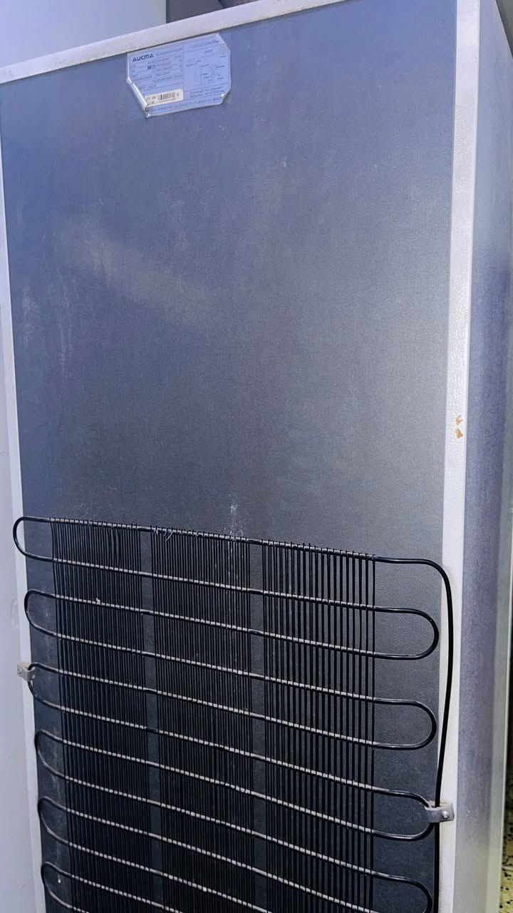 ثلاجة اوكما الفريزر شغال يجمد بس الثلاجه ما اعرف ليش ماتبرد
للبيع


**إذا كنت صاحب هذا الإعلان وتريد حذفه لأي سبب، رجاءا أرسل رسالة إلى الدعم الفني**