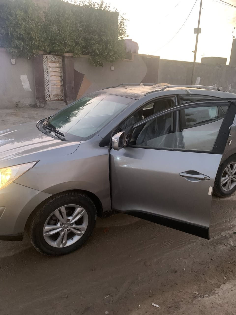 ادوات ادوات 
توسان 2013 فول مواصفات ما عدى البصمه
كاز متومه طبق الاصل حصتها موجوده بكل المحطات 
54 وبيها مجال 
الاستفسار ع الخاص


**إذا كنت صاحب هذا الإعلان وتريد حذفه لأي سبب، رجاءا أرسل رسالة إلى الدعم الفني**