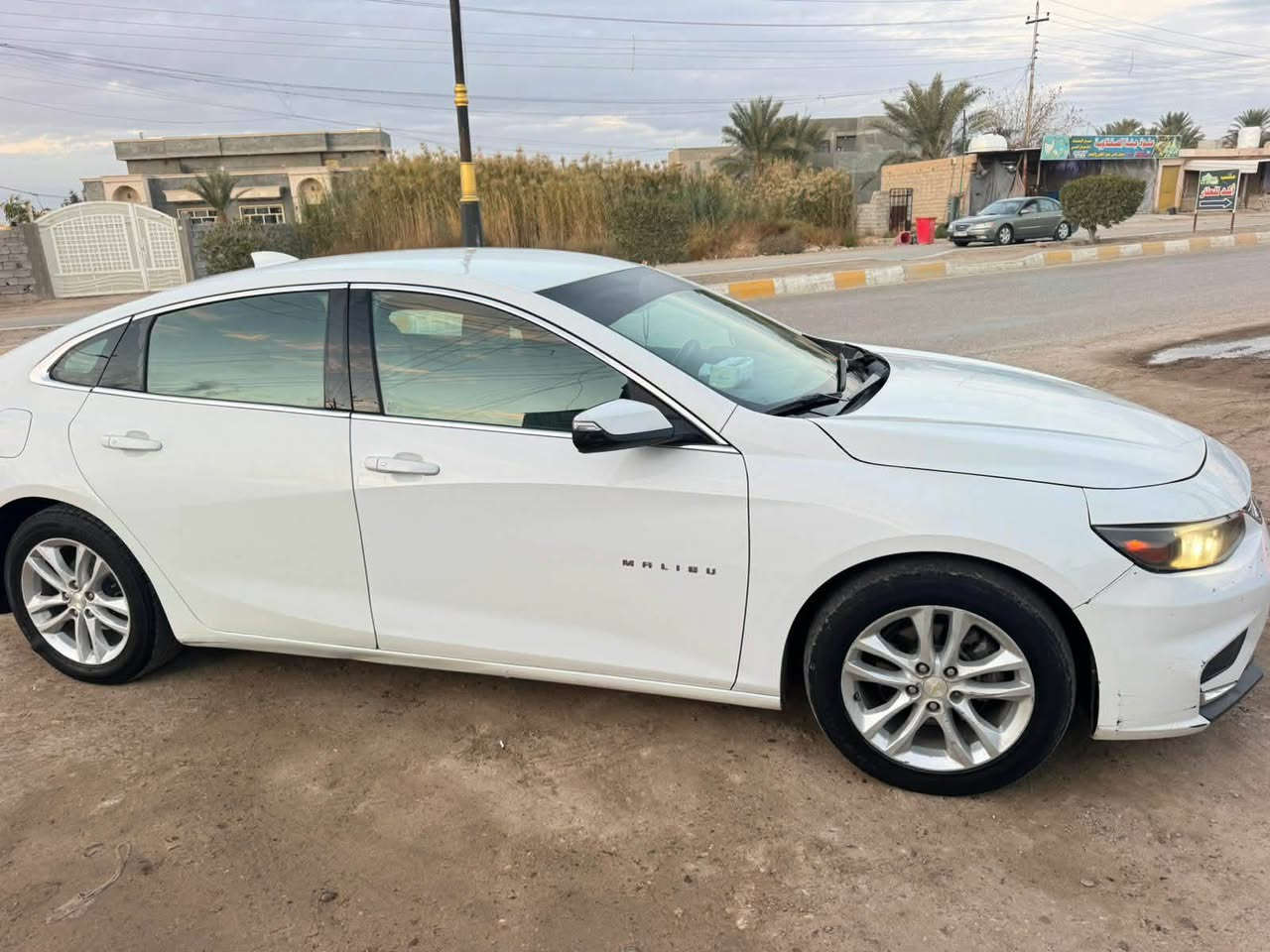 اني مكلفه بنشر
ماليبو 2018
1500 تيربو 
تبريد تدفئه 
حادث امريكا جاملغ خلفي باب خلفي 
بصمه أربع أبواب 
سياره كامله 
للستفسار اكثر ***********
