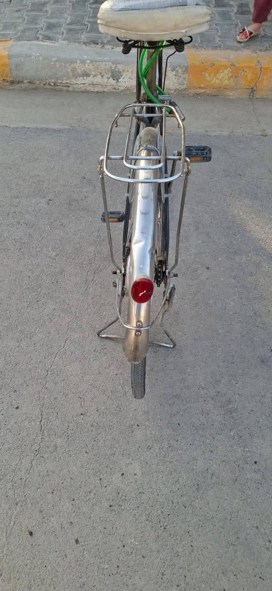 السلام عليكم باسكل ياباني حجم ٢٧ نظيفه جدا السعر ٦٥ الف ***********َ ***********
