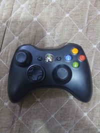 للبيع جوستك اكس بوكس 360 مستعملة اصلية مو تجارية شغالة 100% السعر 20 ا...