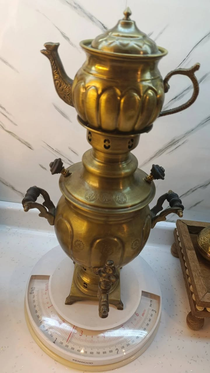 سماورات نحاس (احجام صغيرة)
الاول بي أختام سعره 75
والثاني الصغير بدون أختام سعره 60
تفاصيلهن داخل المنشور


**إذا كنت صاحب هذا الإعلان وتريد حذفه لأي سبب، رجاءا أرسل رسالة إلى الدعم الفني**