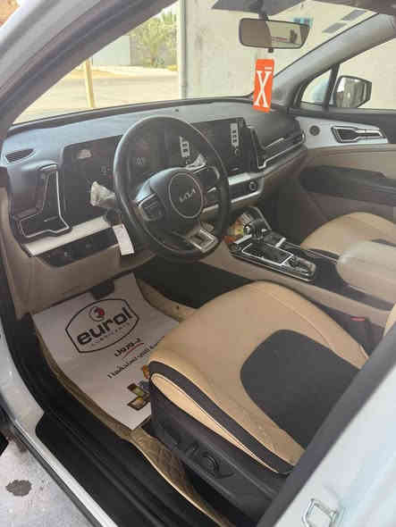 كيا سبورتاج خليجية للبيع
موديل 23 سياره
 مكفوله كفاله عامه 
السيارة ماشية 59 الف كم 
السياره فول موصفات عدا بنوراما 
كشنات وستيرن تدفة
كراسي كهربائية 
سايد بريك بصمة
دخول ذكي 
حساسات اماميه خلفيه 
 اوتو هولد 
شاشه كار بلي 
جنطه كهرباء 
مري شفط
ومواصفات هواي 
ملاحظة بيها ضربة بلدفيوزر الخلفي البلاستك بسيطة
السعر 220 
للاستفسار اتصل على الرقم او الواتس اب
***********
