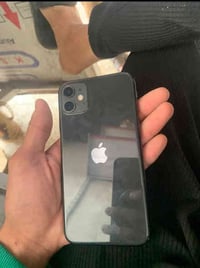 11 عادي  ذاكره 128 مبدل بطاريه فقط  جهاز كلو شرط  بس من حالو كام يرست ...