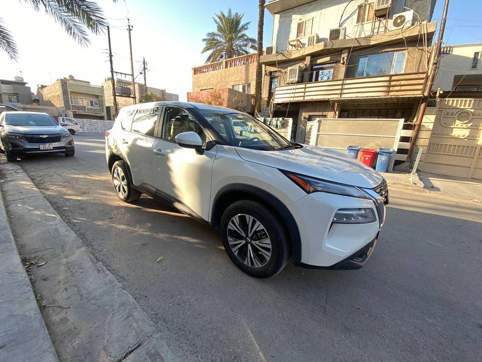 نيسان روج موديل ٢٠٢٣ السيارة فول مواصفات عدا الفتحة التقرير موجود بنيد مبدل بلاد ونفس اللون فقط السيارة ٣سلندر ١٥٠٠ تيربو السعر المطلوب ١٧٠ وبيهة مجال *********** إتصال + واتس اب 
المكان بغداد بغداد, العراق
